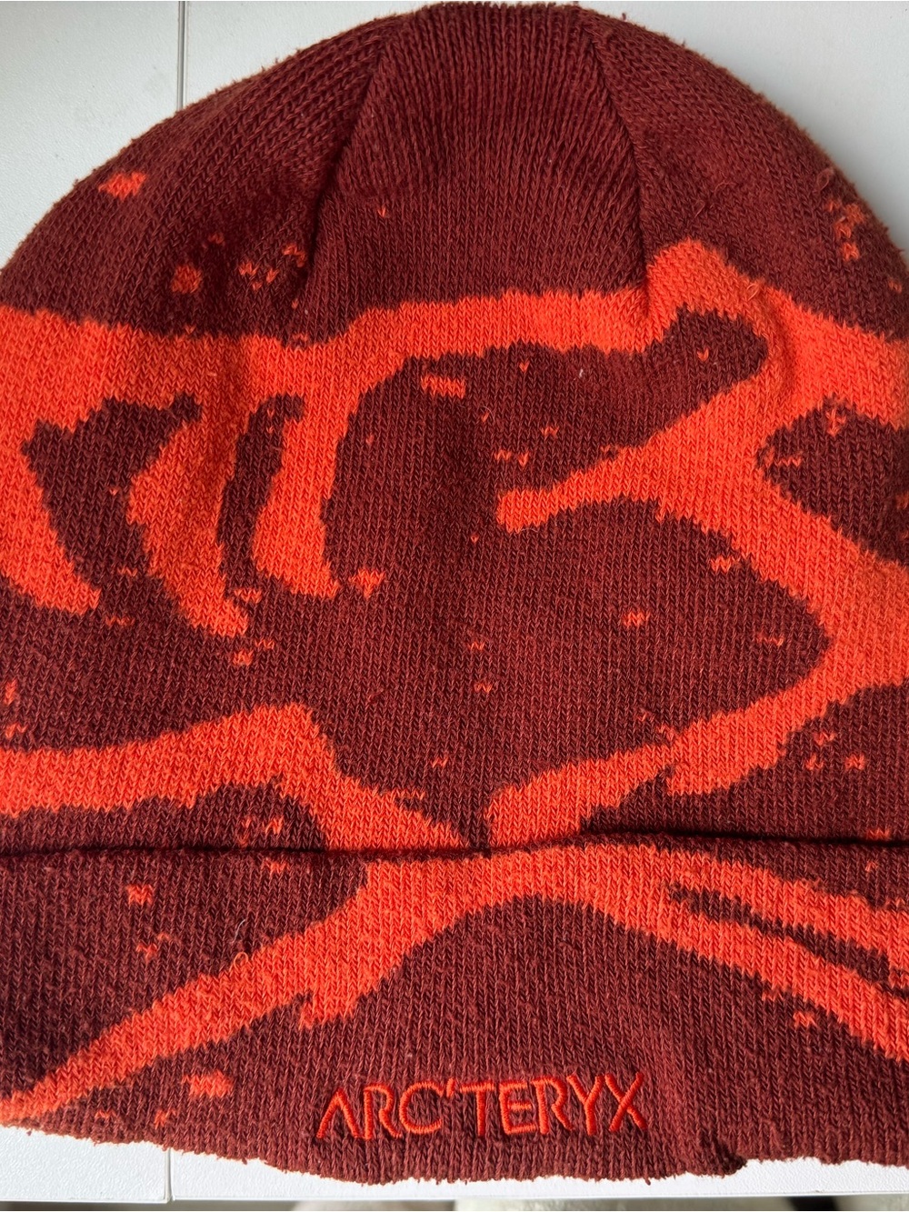 Arc'teryx Women's orange Patterned Knit Beanie